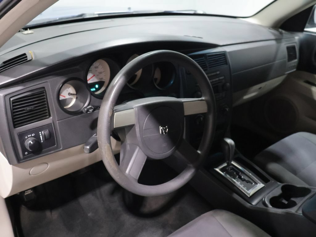Used 2007 Dodge Magnum SE RWD image 21