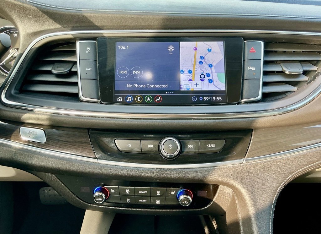 Used 2021 Buick Enclave Essence w/ Sound and Sites Package image 36