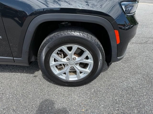 Used 2023 Jeep Grand Cherokee L Limited AWD/4WD image 50