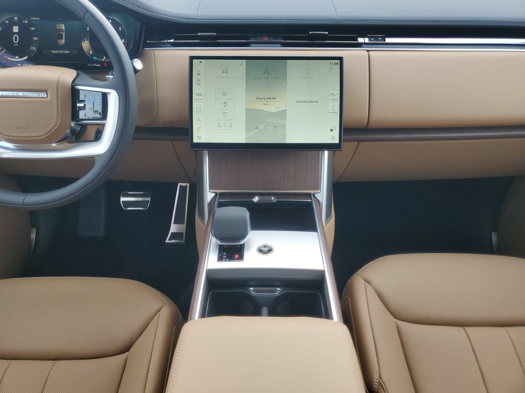 New 2026 Land Rover Range Rover Long Wheelbase SE AWD/4WD image 27