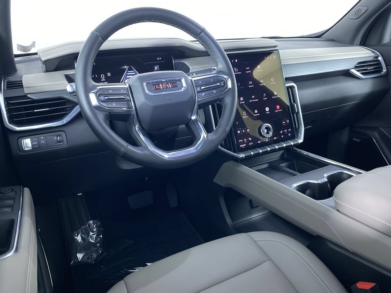 Certified 2026 GMC Acadia Elevation w/ Elevation Premium Package FWD image 2