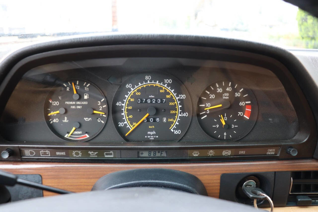 Used 1989 Mercedes-Benz 300 SE image 19