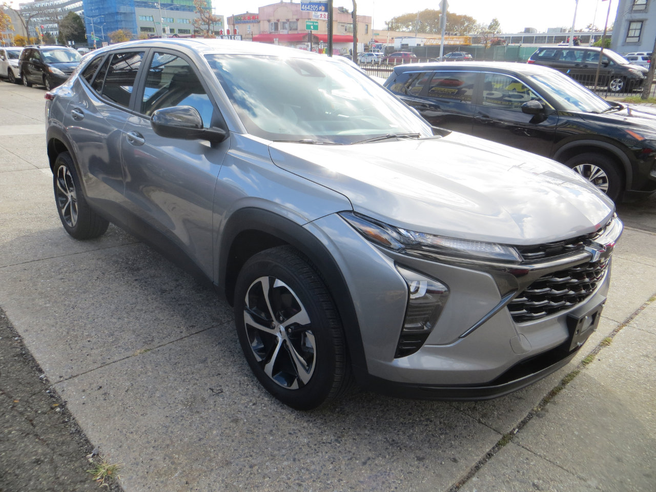 Used 2024 Chevrolet Trax RS w/ Driver Confidence Package image 3