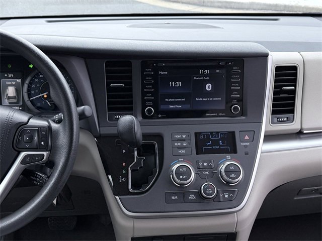 Certified 2020 Toyota Sienna LE image 20
