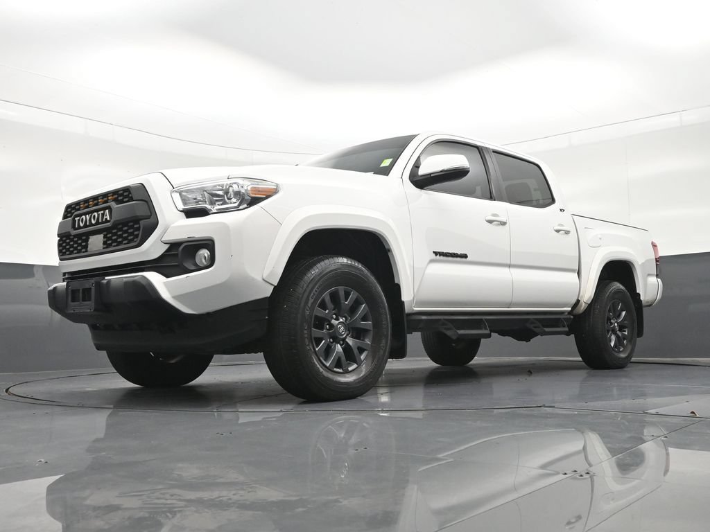 Used 2023 Toyota Tacoma SR5 AWD/4WD image 24