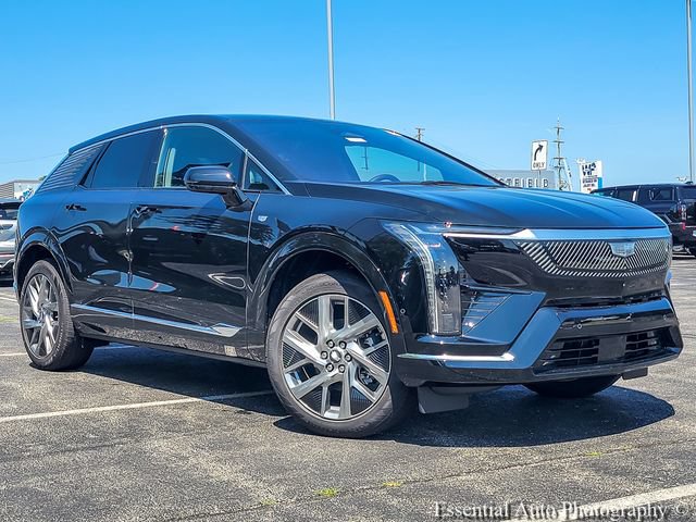 New 2026 Cadillac Optiq Luxury 1 w/ LPO, Floor Liner Package AWD/4WD image 1