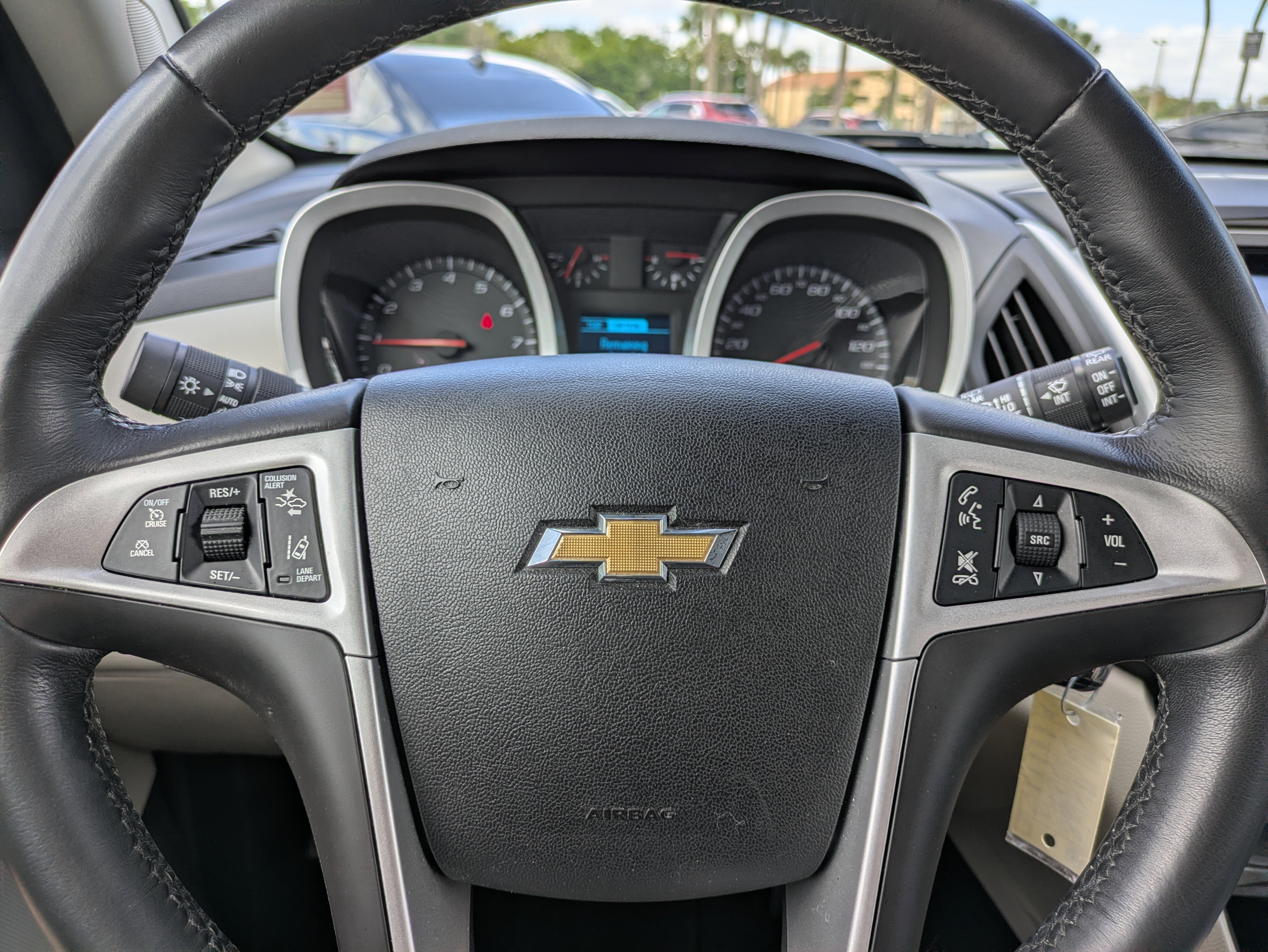 Used 2017 Chevrolet Equinox Premier w/ Enhanced Convenience Package FWD image 24