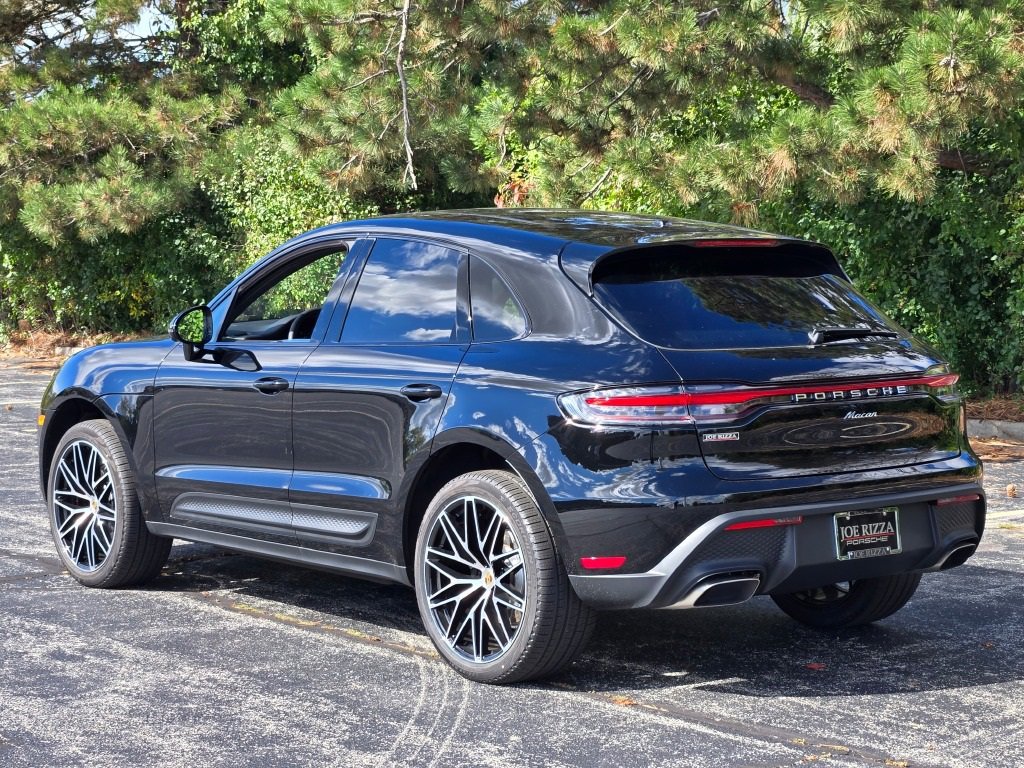 New 2026 Porsche Macan image 3