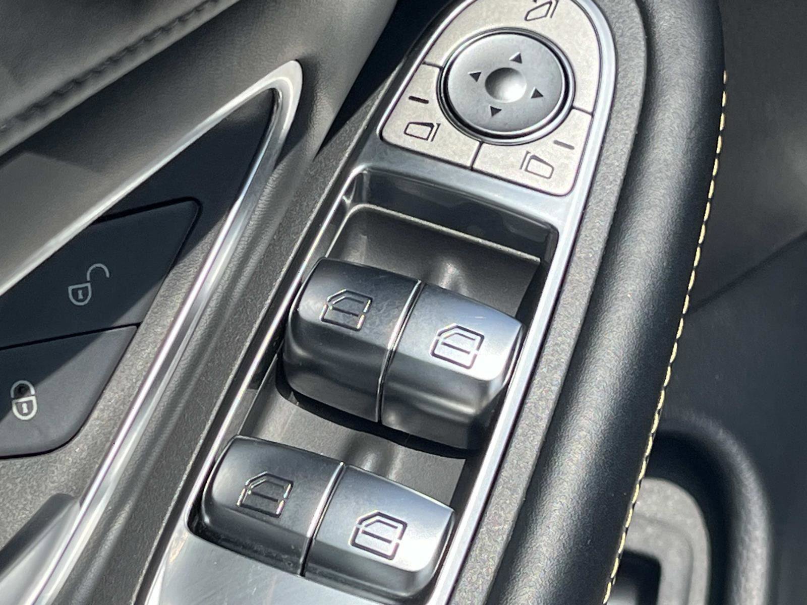 Used 2020 Mercedes-Benz C 63 AMG Cabriolet image 19