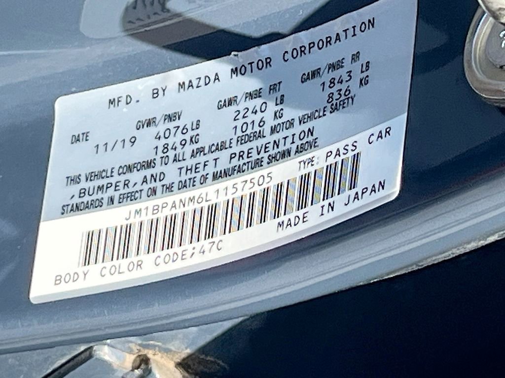 Used 2020 MAZDA MAZDA3 Premium image 33