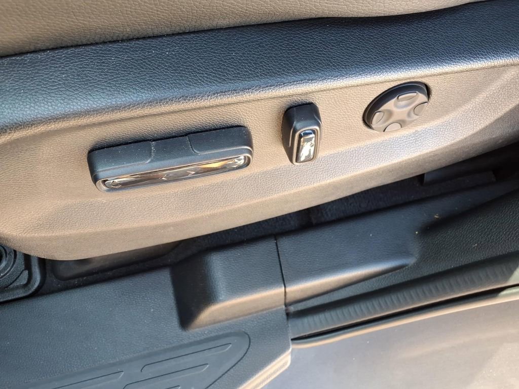 Used 2025 Honda Odyssey Touring image 19