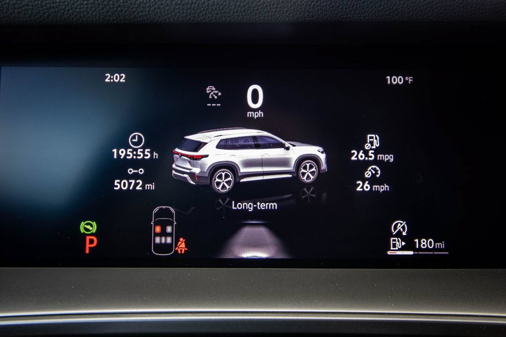 Certified 2026 Volkswagen Tiguan SE R-Line FWD image 37