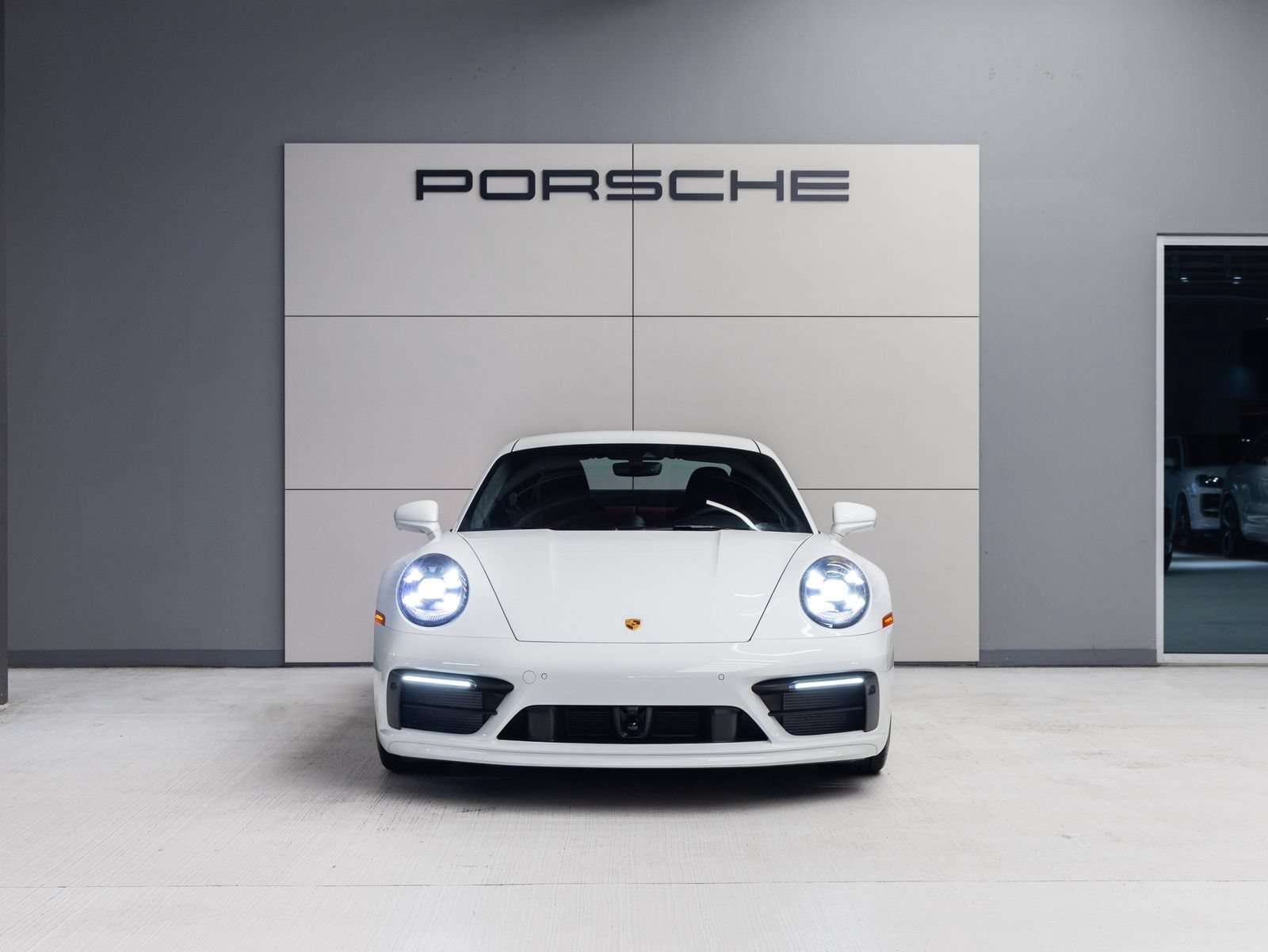 Certified 2024 Porsche 911 Carrera S RWD image 10
