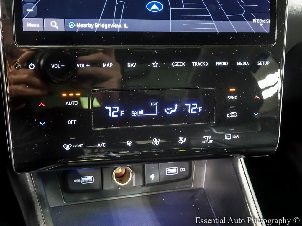 Used 2024 Hyundai Tucson Limited image 19