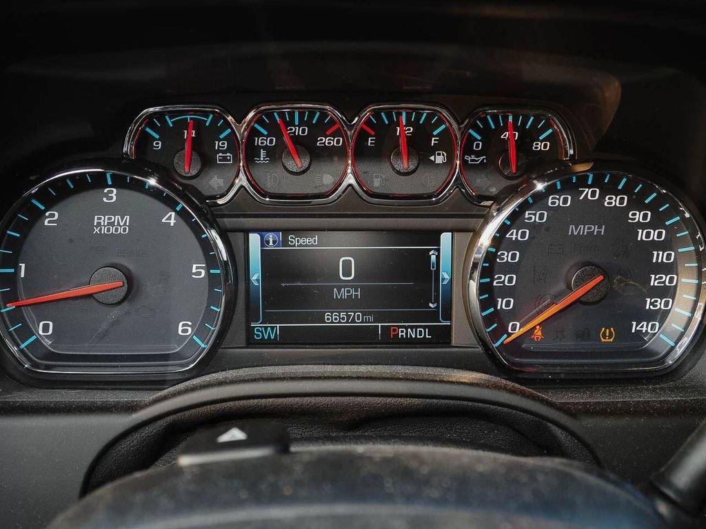 Certified 2019 Chevrolet Tahoe LT AWD/4WD image 13