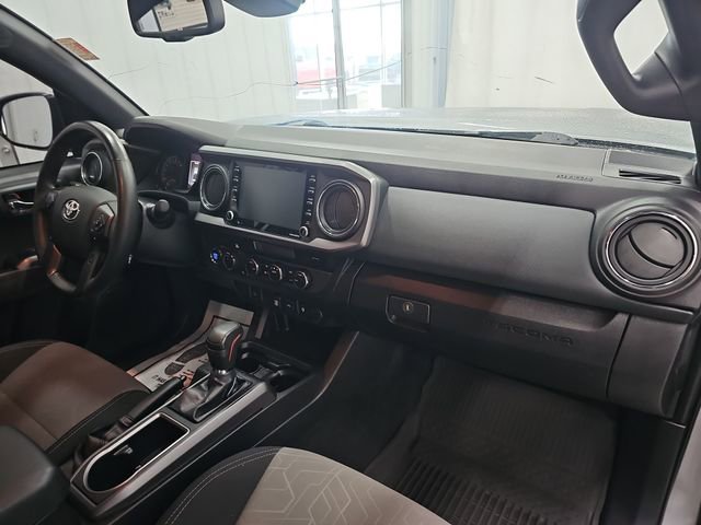 Used 2023 Toyota Tacoma TRD Off-Road AWD/4WD image 25
