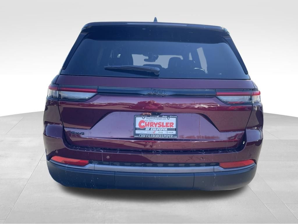 New 2026 Jeep Grand Cherokee Altitude AWD/4WD image 16