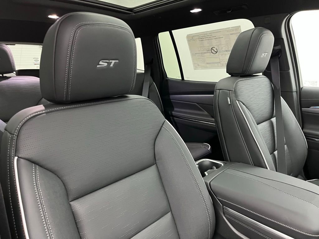 New 2026 Buick Enclave Sport Touring w/ Power Package image 32