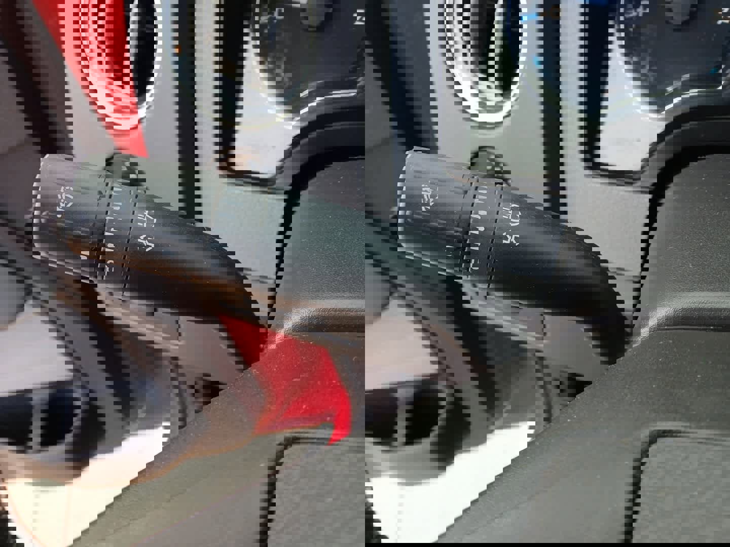 Used 2011 Ford F150 XLT w/ XLT Chrome Pkg AWD/4WD image 31