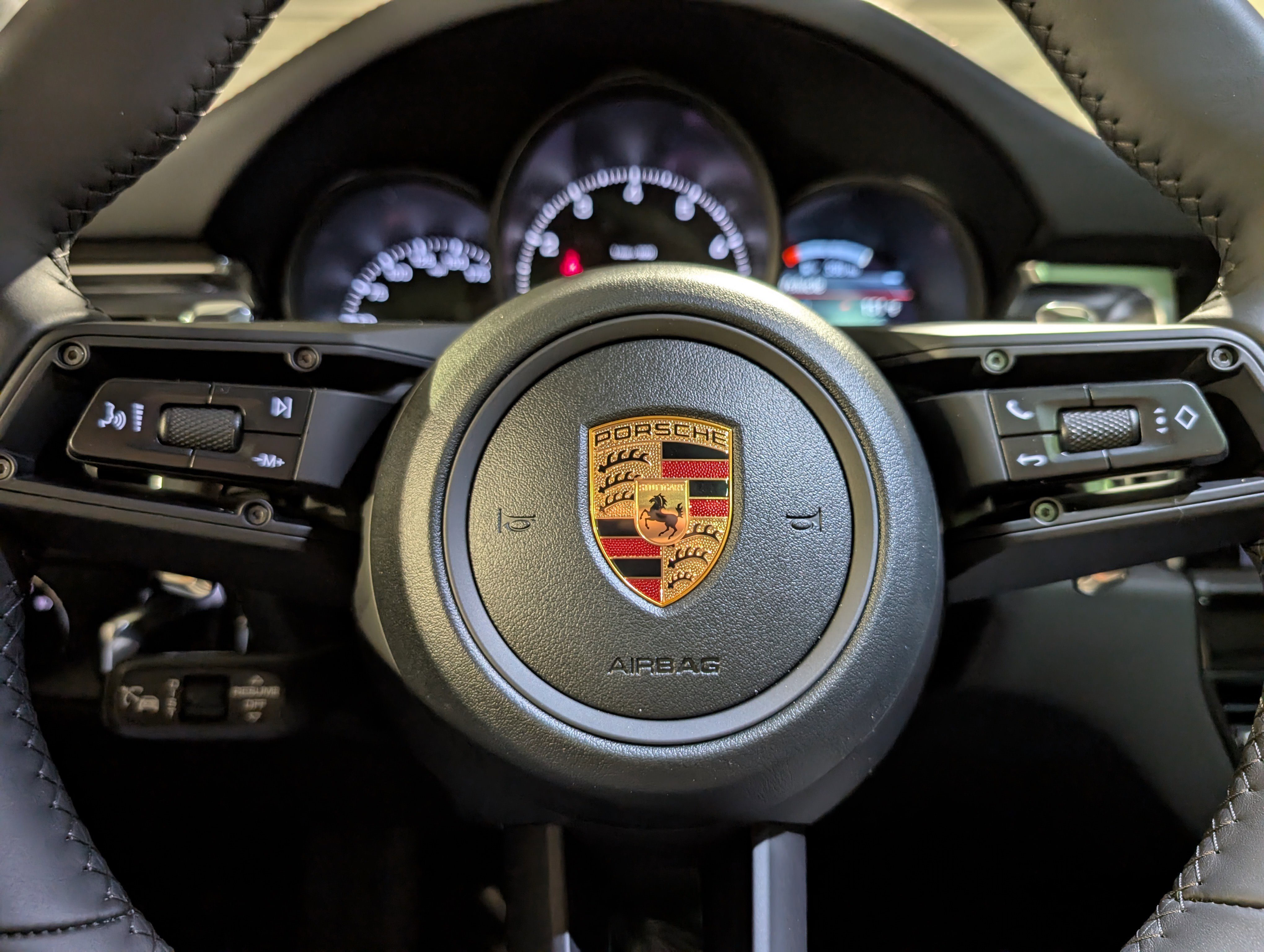 New 2026 Porsche Macan image 26