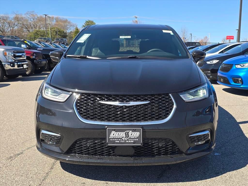 New 2026 Chrysler Pacifica Select FWD image 15