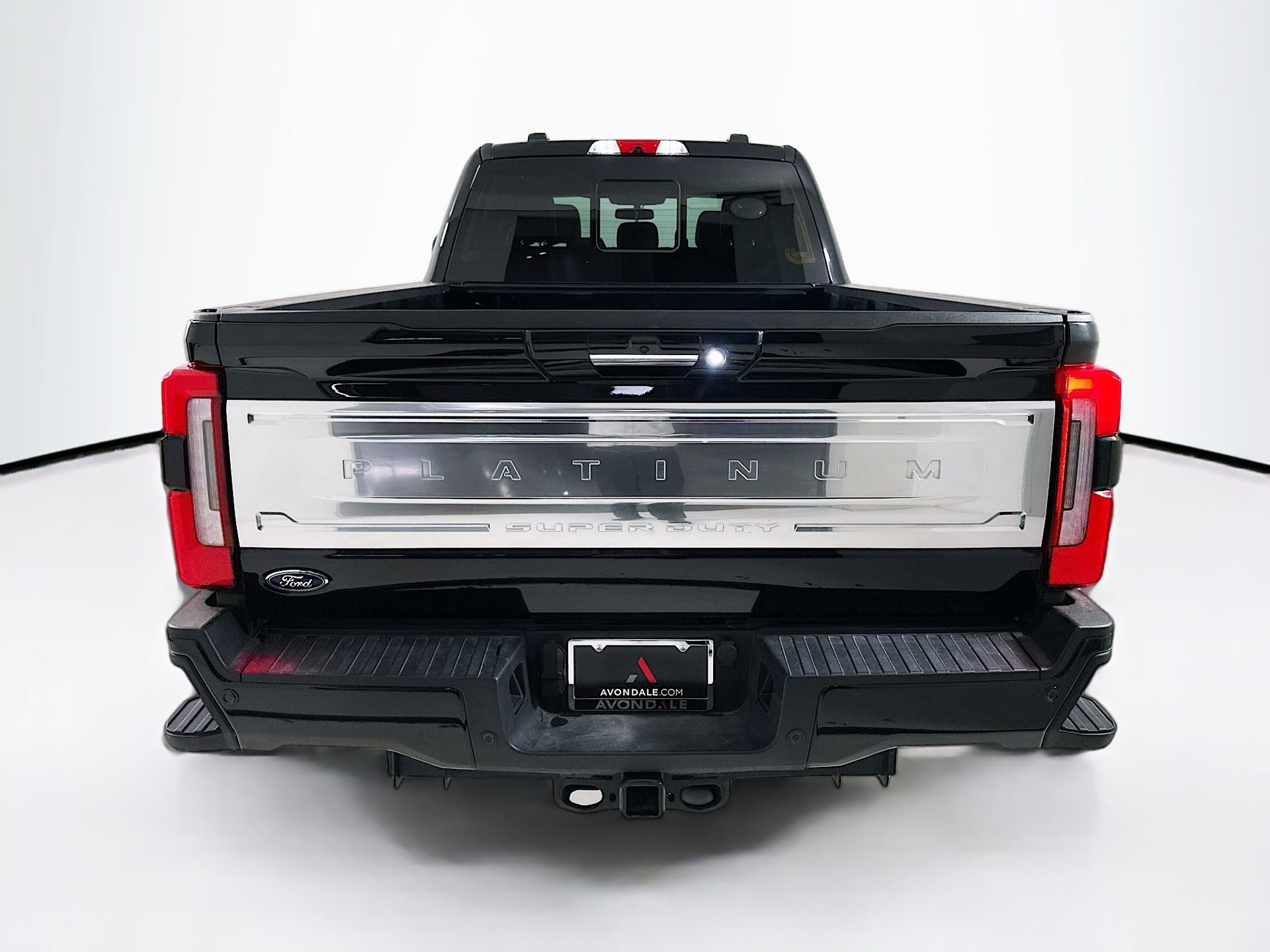 Used 2024 Ford F250 Platinum w/ FX4 Off-Road Package AWD/4WD image 7