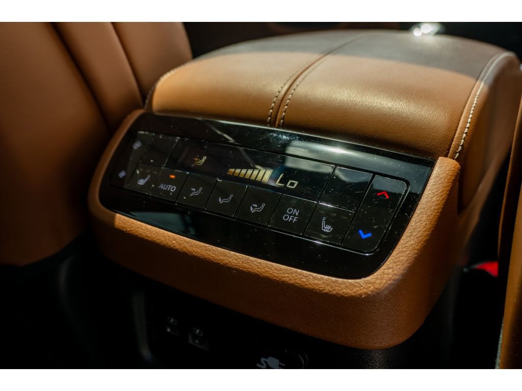 Used 2023 INFINITI QX60 Sensory w/ Cargo Package AWD/4WD image 22