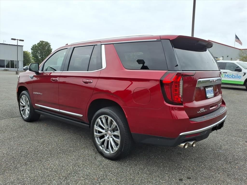 Used 2021 GMC Yukon Denali w/ Denali Premium Package image 15