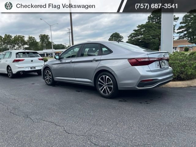Used 2025 Volkswagen Jetta Sport FWD image 6