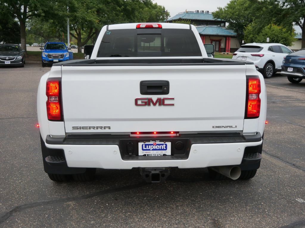 Used 2017 GMC Sierra 3500 Denali image 4