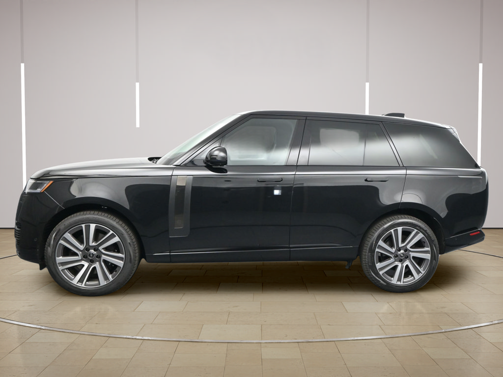 New 2025 Land Rover Range Rover SV AWD/4WD image 2