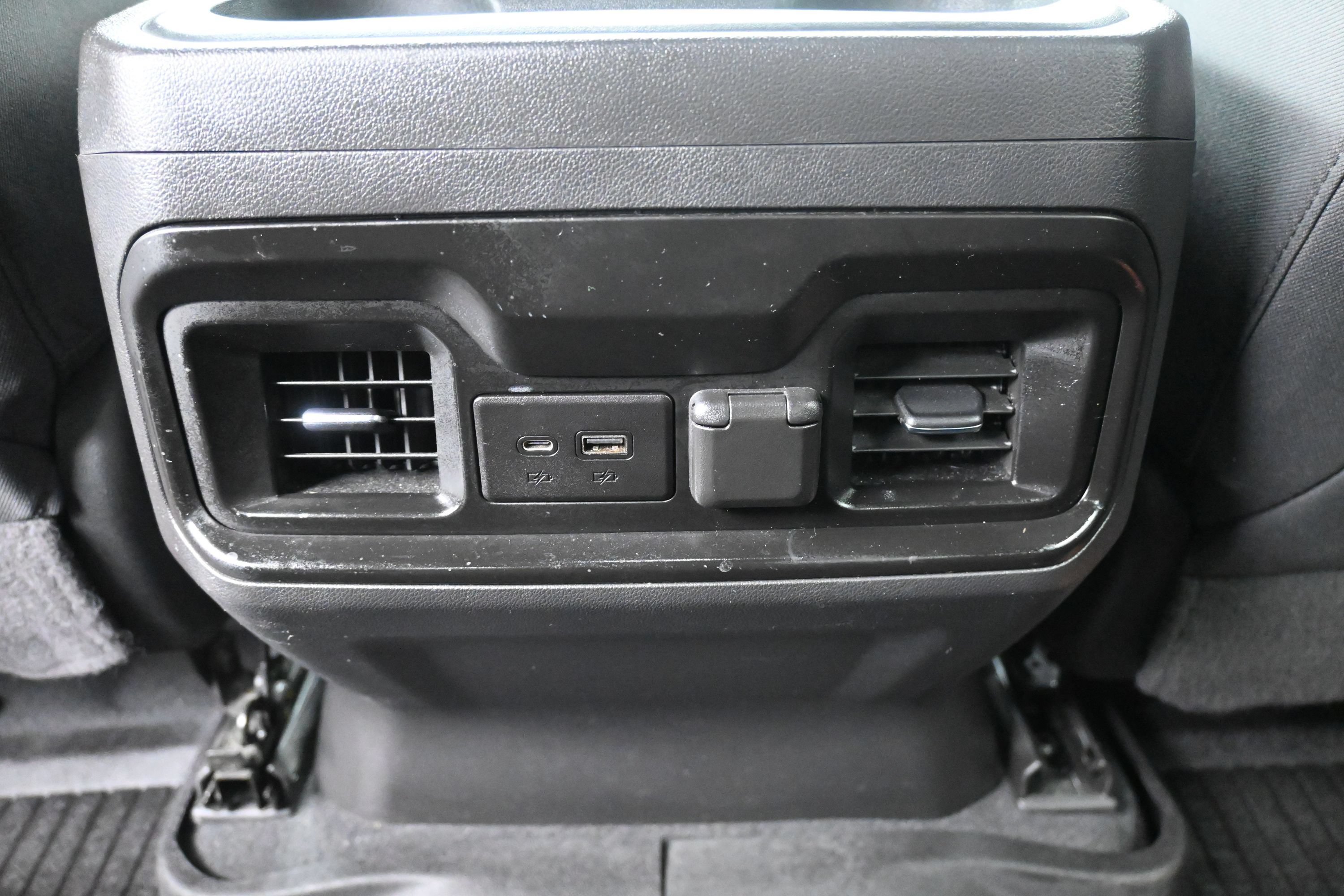 Used 2020 Chevrolet Silverado 1500 LT Trail Boss AWD/4WD image 16
