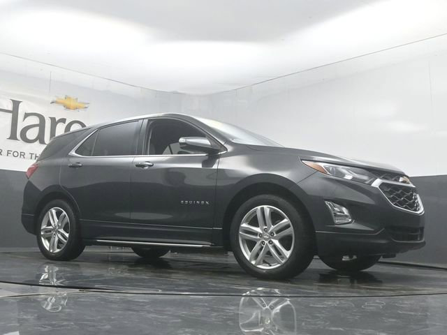 Used 2019 Chevrolet Equinox LT w/ Lights and Bright Package image 2