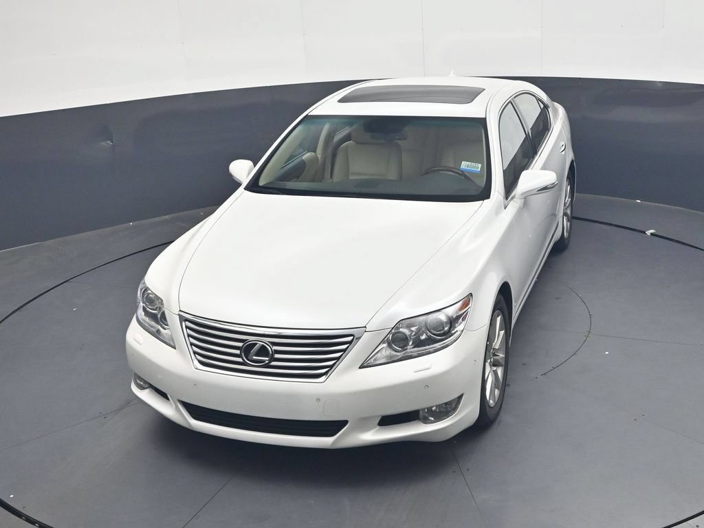 Used 2011 Lexus LS 460 AWD w/ Comfort Pkg image 17