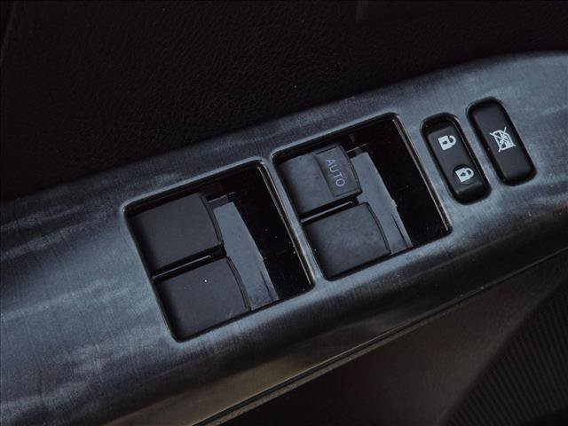 Used 2017 Toyota RAV4 Platinum FWD image 13