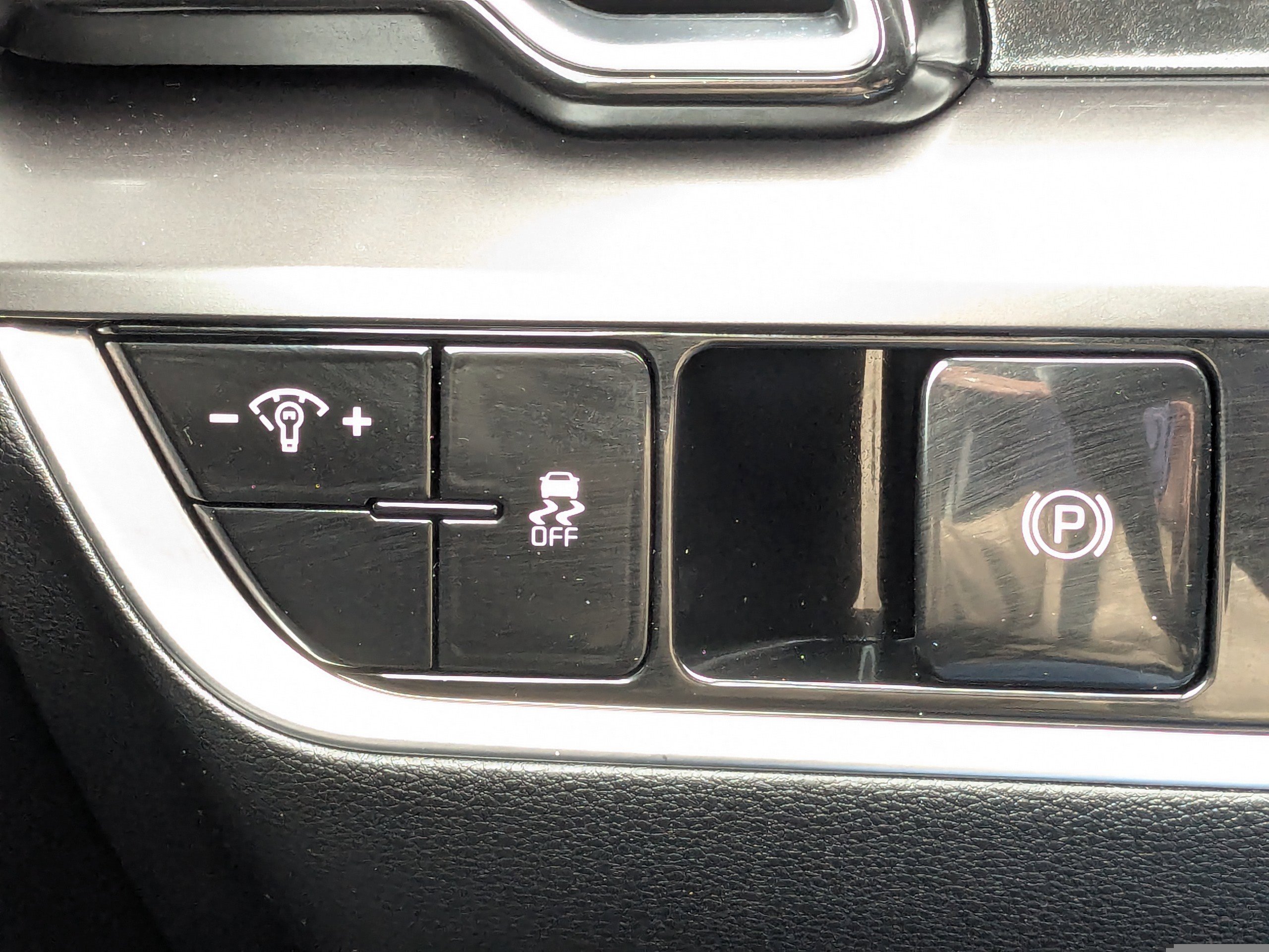 Used 2024 Kia Sportage EX image 29