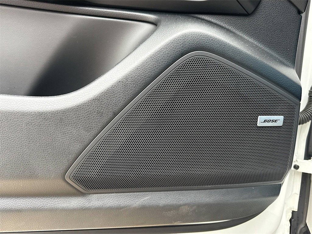 Used 2020 Porsche Cayenne Base w/ Premium Package image 20