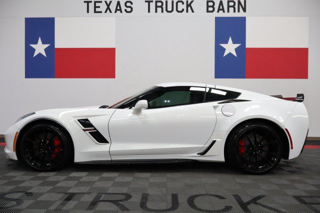 Used 2019 Chevrolet Corvette Grand Sport RWD image 1