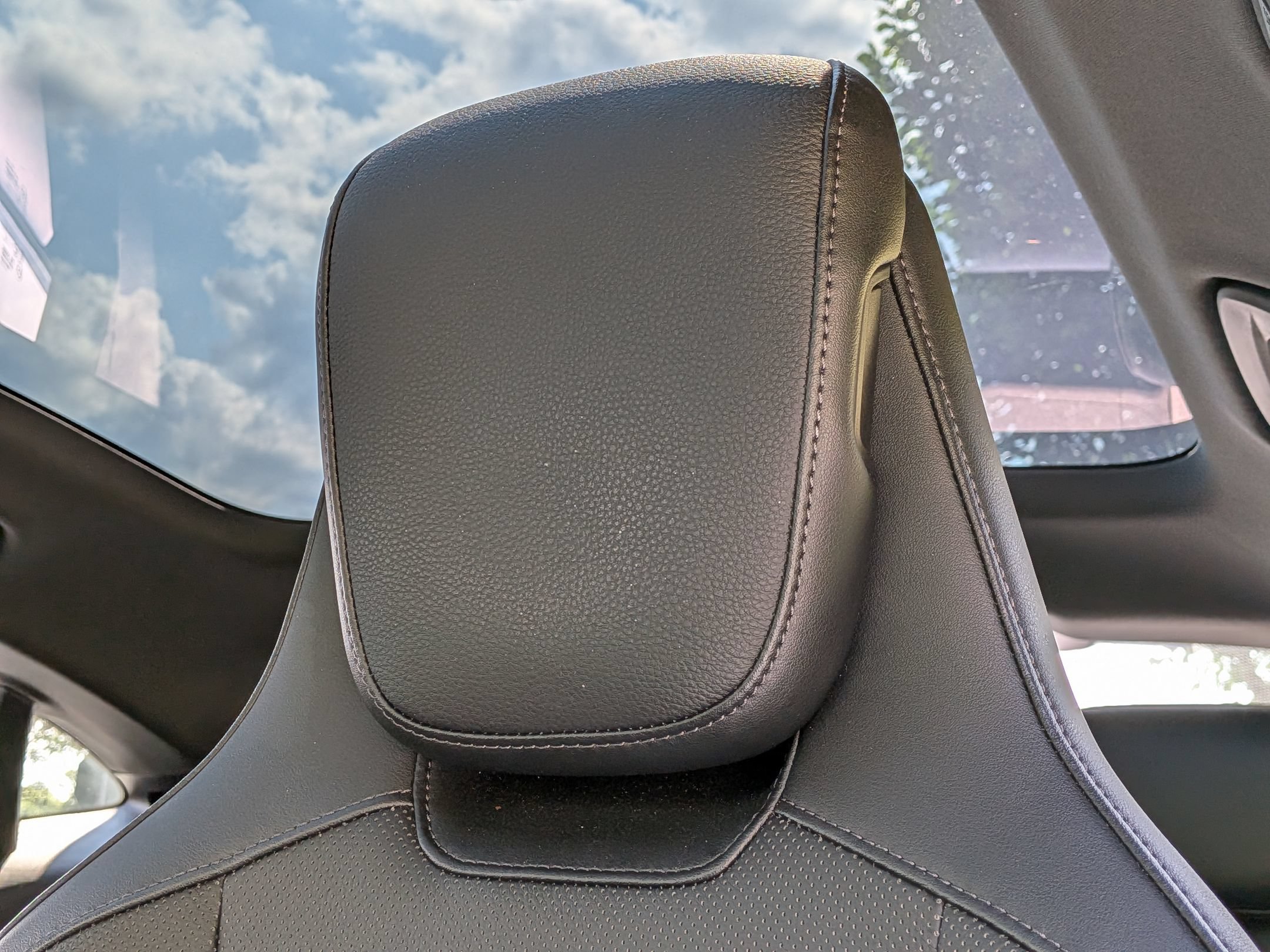 Certified 2023 Porsche Taycan RWD image 6