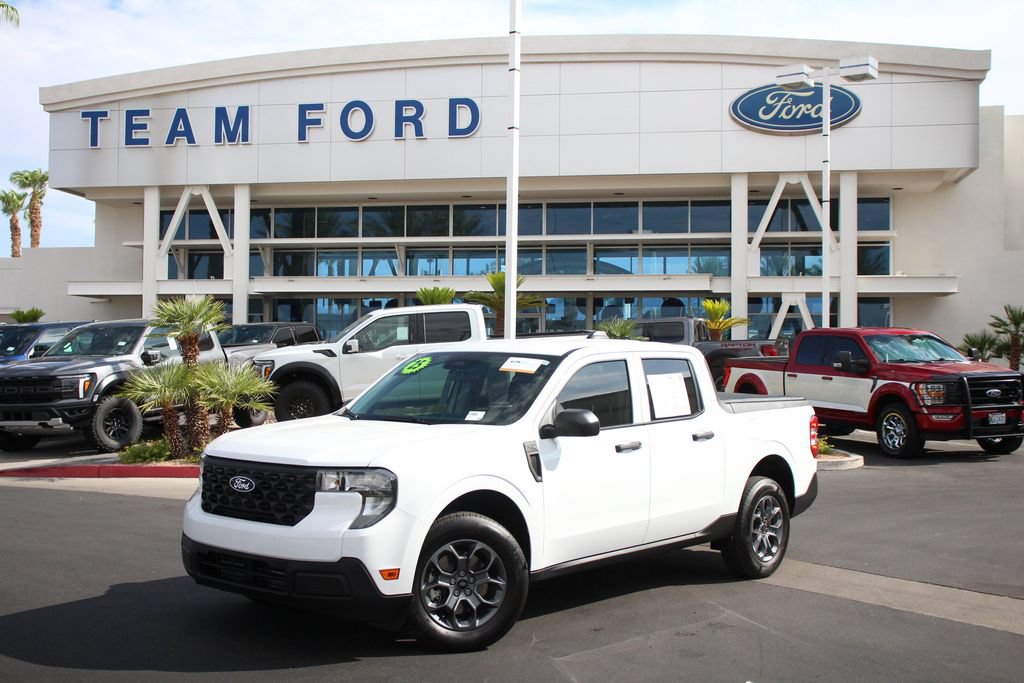 Certified 2025 Ford Maverick XL w/ Equipment Group 102A AWD/4WD image 2