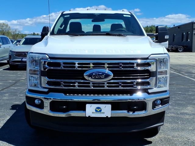 New 2026 Ford F350 XL w/ XL Chrome Package AWD/4WD image 2