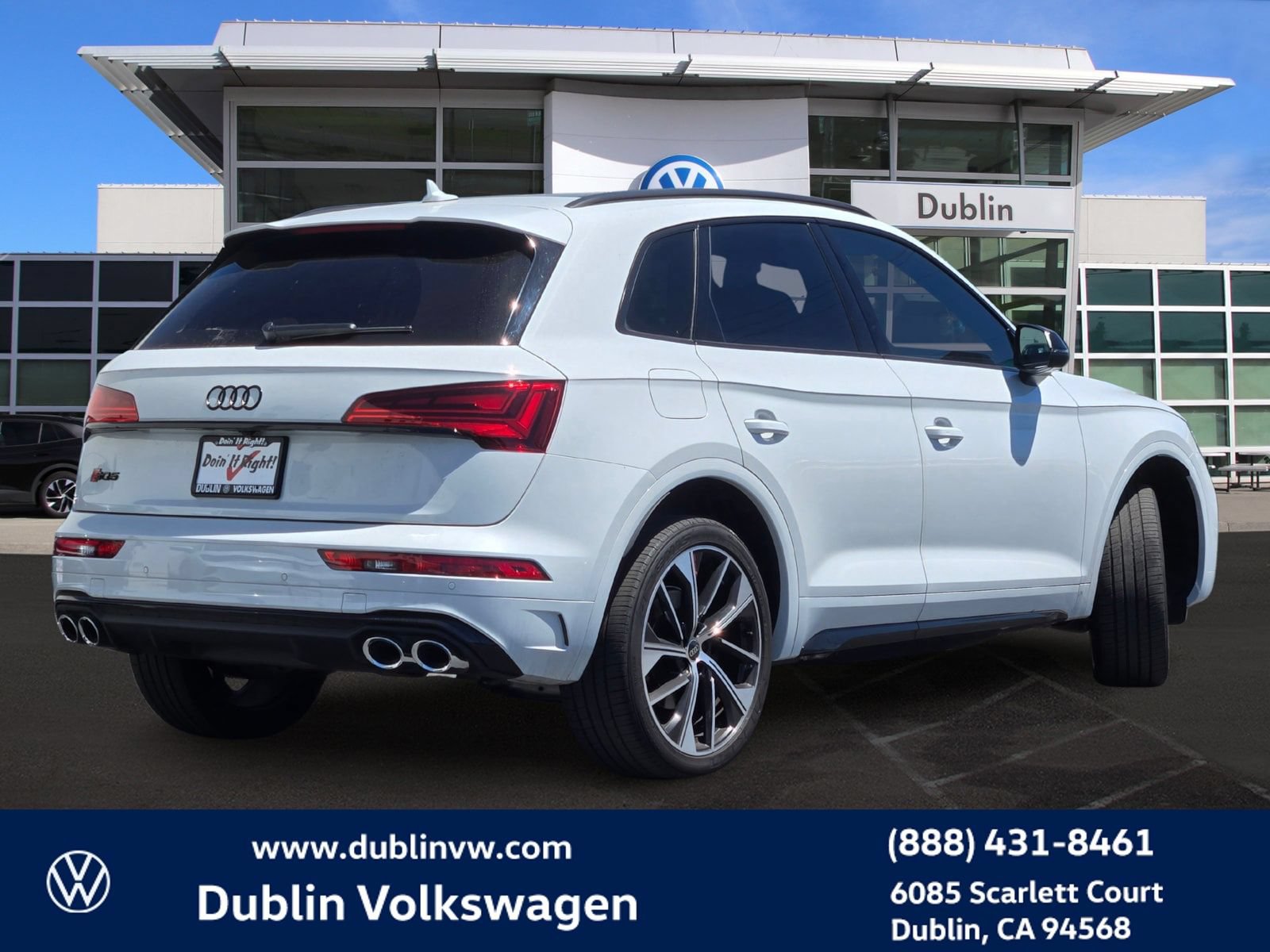 Used 2023 Audi SQ5 Premium Plus w/ Premium Plus Package AWD/4WD image 4