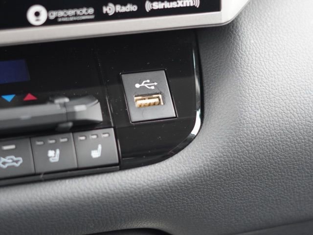 Used 2023 Toyota Tundra Limited image 38