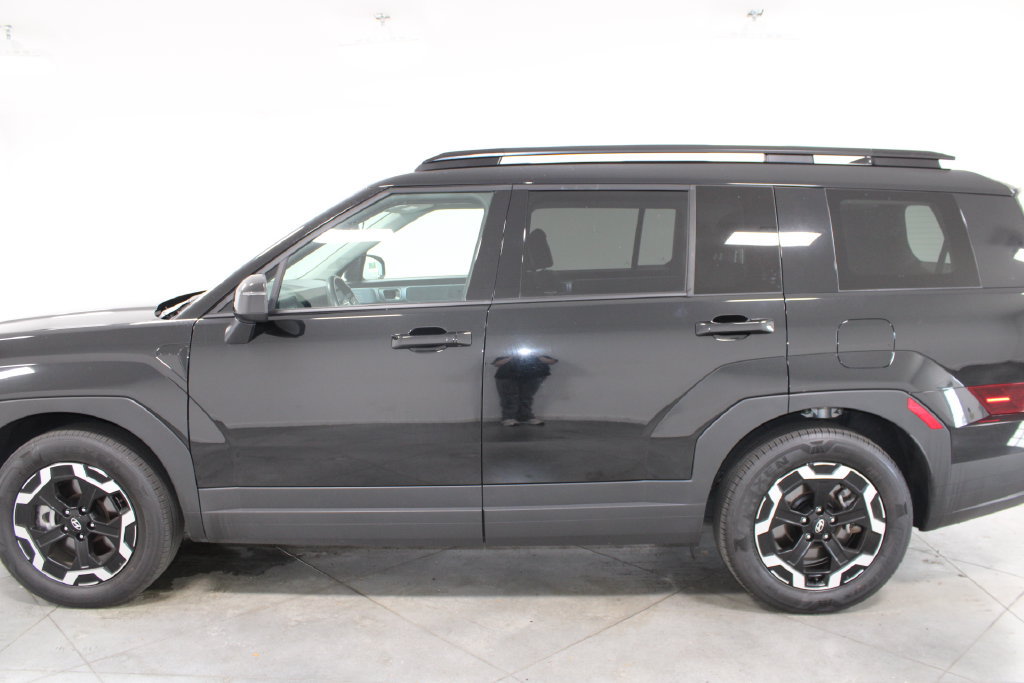 Used 2026 Hyundai Santa Fe SEL FWD image 6