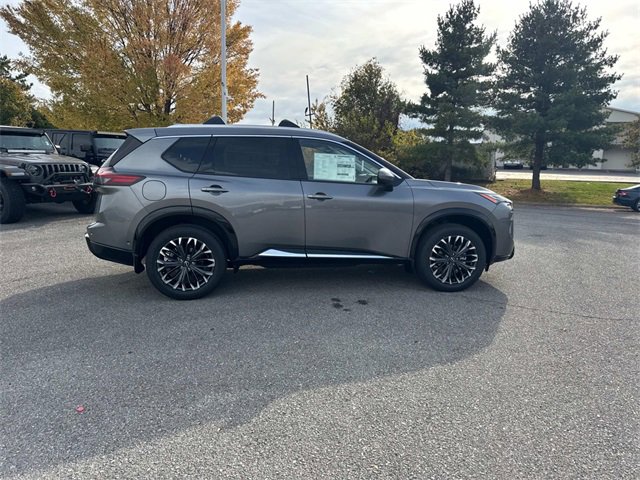 New 2026 Nissan Rogue Platinum w/ Platinum Premium Package image 3