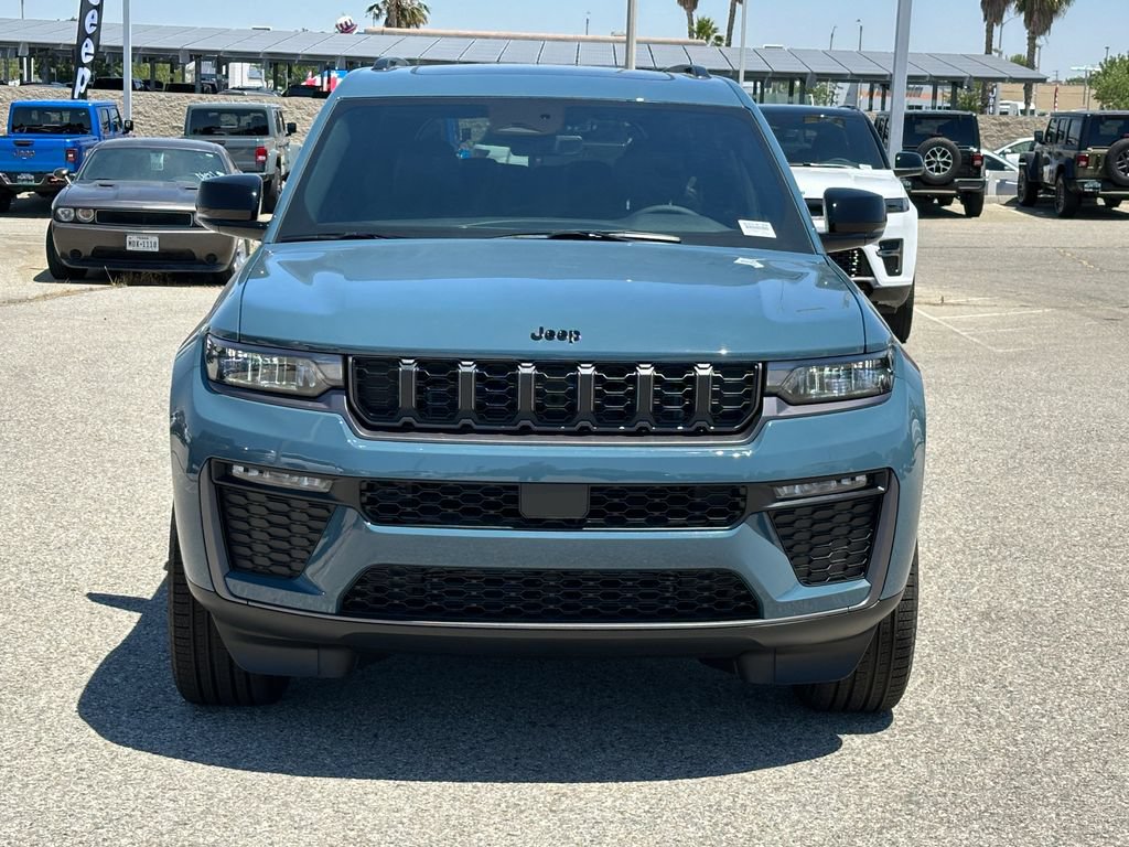 New 2026 Jeep Grand Cherokee L Limited w/ Limited Altitude Package AWD/4WD image 12