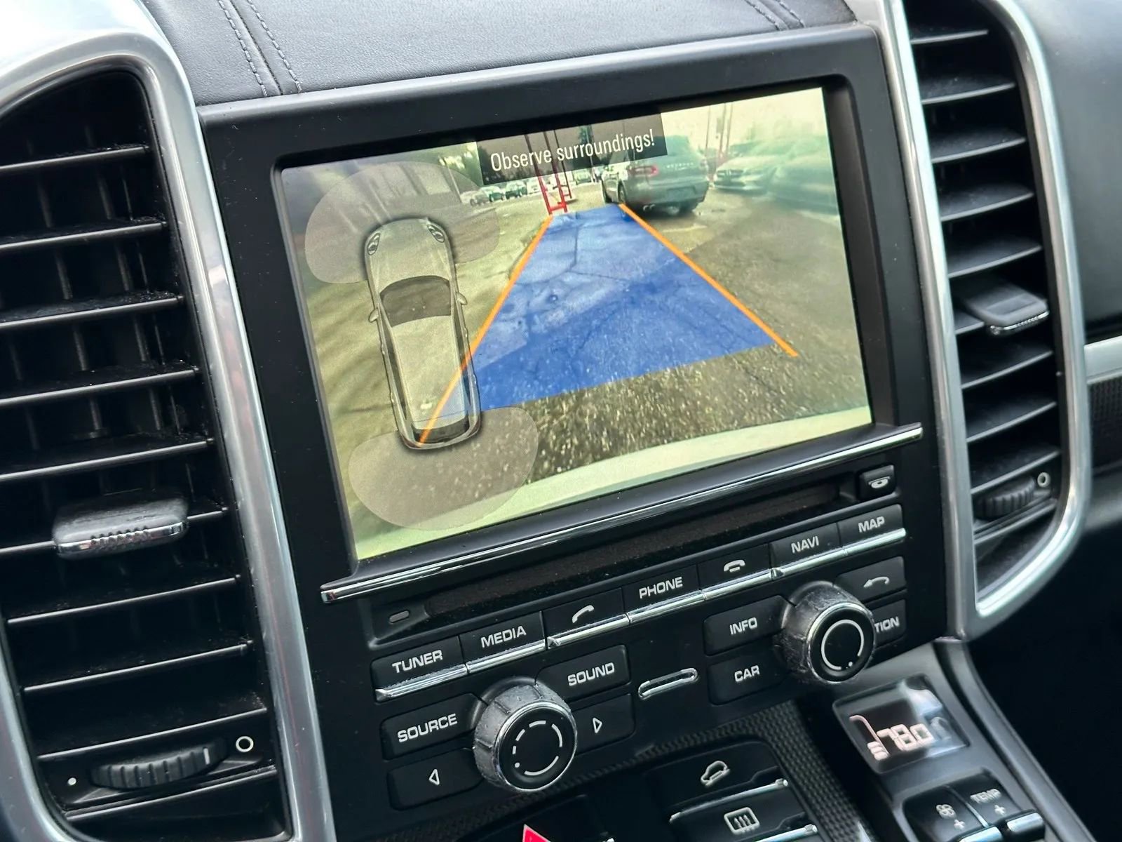 Used 2016 Porsche Cayenne GTS image 28