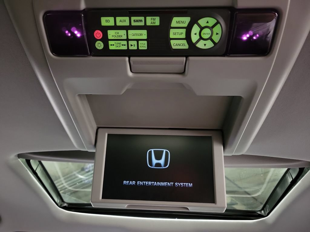 Used 2018 Honda Pilot Touring image 30