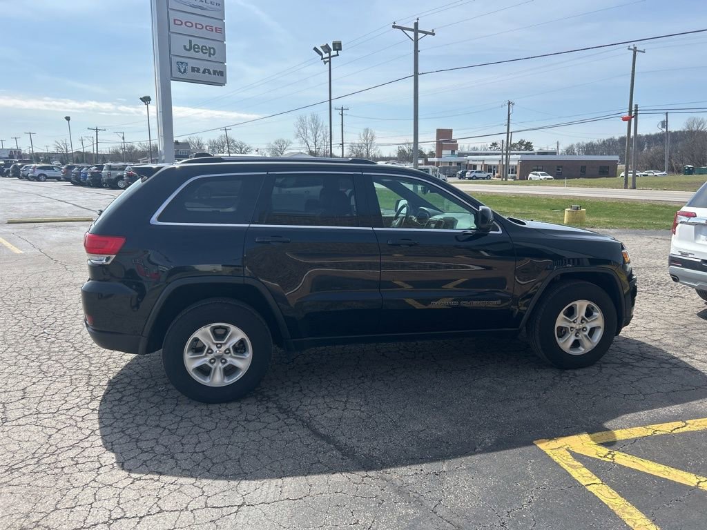 Used 2017 Jeep Grand Cherokee Laredo w/ Quick Order Package 23E image 5