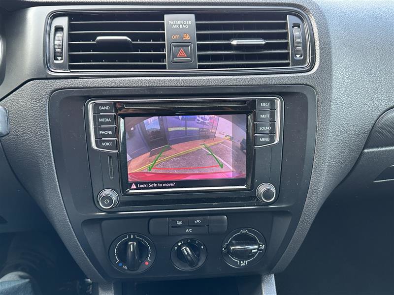 Used 2016 Volkswagen Jetta S image 30